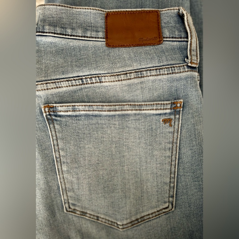 Madewell Cali Demi-Boot Cut Jeans / Light Wash / Size 29 - Picture 5 of 5